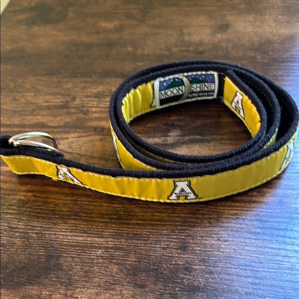 Moon Shine Yellow and Black Appalachian State University Belt‎ Size Small